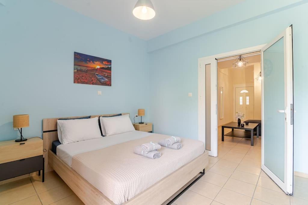 Seaside Escape Apartments - Poseidon Palaiá Fókaia Esterno foto
